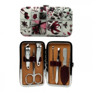 Set Manucure Set Manucure Fleurs Rouges Existe en différentes coloris 6 accessoires