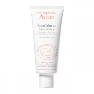 Avène XeraCalm A.D - Crème Relipidante 200 ml Nourrissante, anti-irritante Apaise les sensations de démangeaisons Nourrissons, enfants et adultes Peau très sèches et à tendance atopique